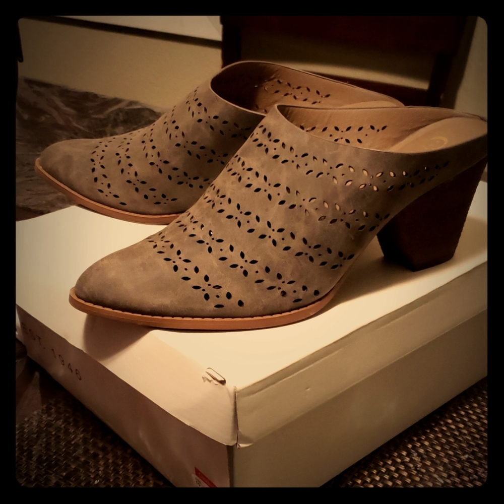 Cato brand shoes